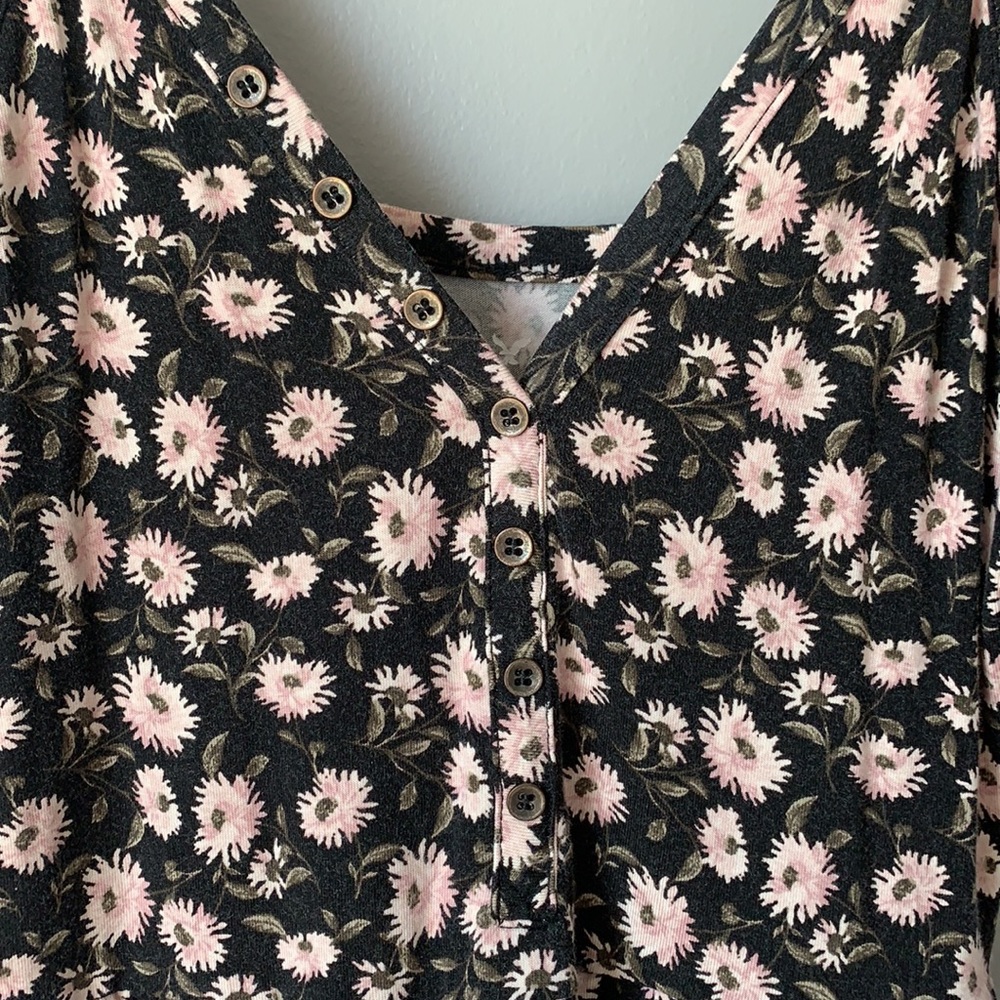 American Eagle Tank Top - Picture 3 of 4